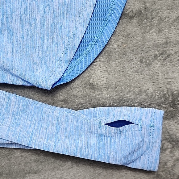 Under Armour Heat Gear Women's Long Sleeve shirt. Size XL Fitted. - Picture 2 of 5